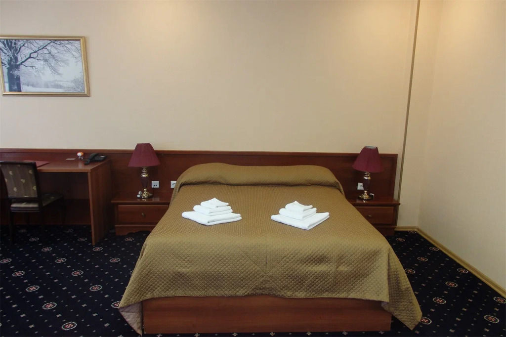 Двухместный люкс двуспальная кровать в Демино