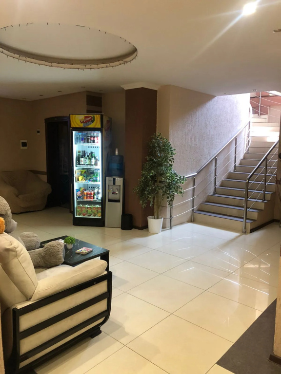Lobby & Reception
