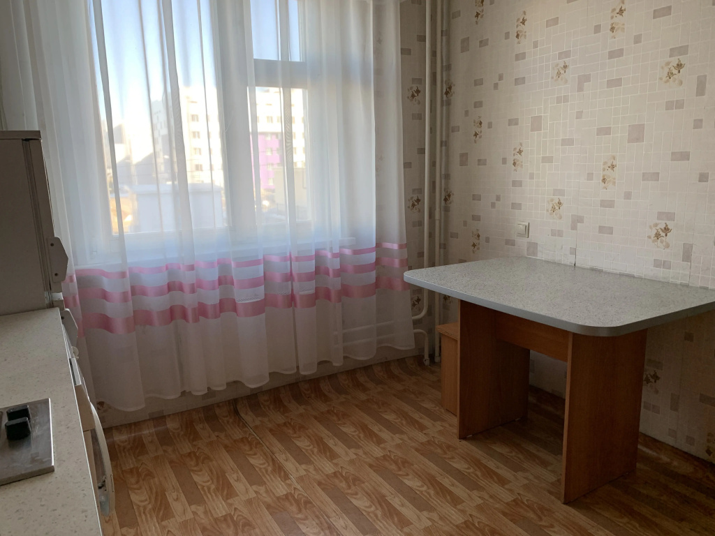 Отель Квартира Однокомнатная недалеко от ТРЦ Июнь в Красноярске