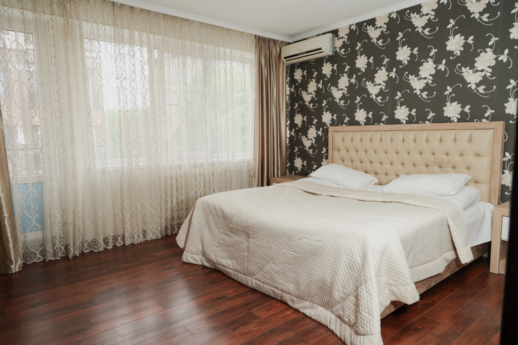 Pushkinskij Hotel Room Type - Double Suite full double bed