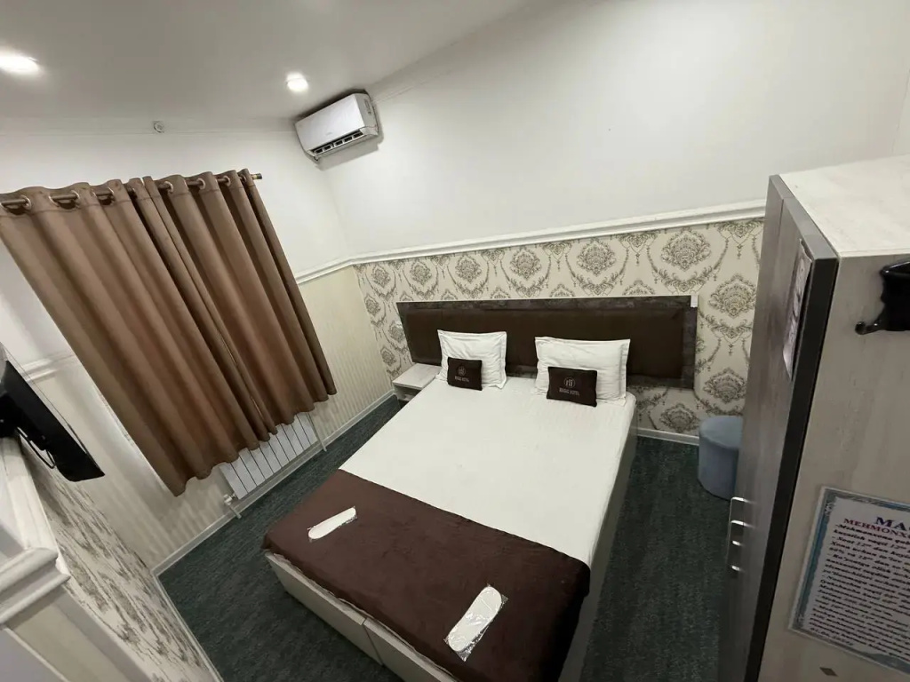 Standard Double room with view (full double bed)