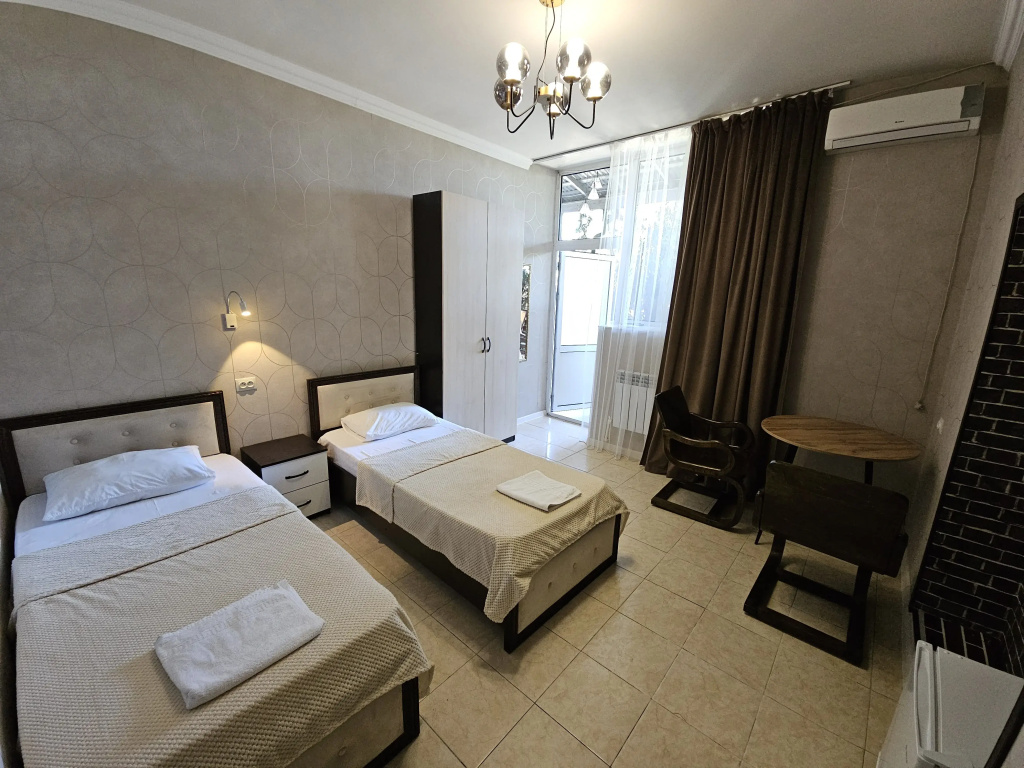 Standard Double room beachfront (twin beds)