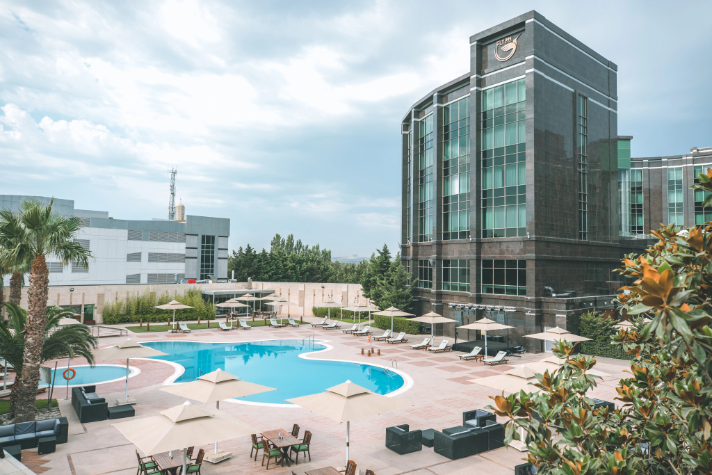 Fly Inn Baku — фото