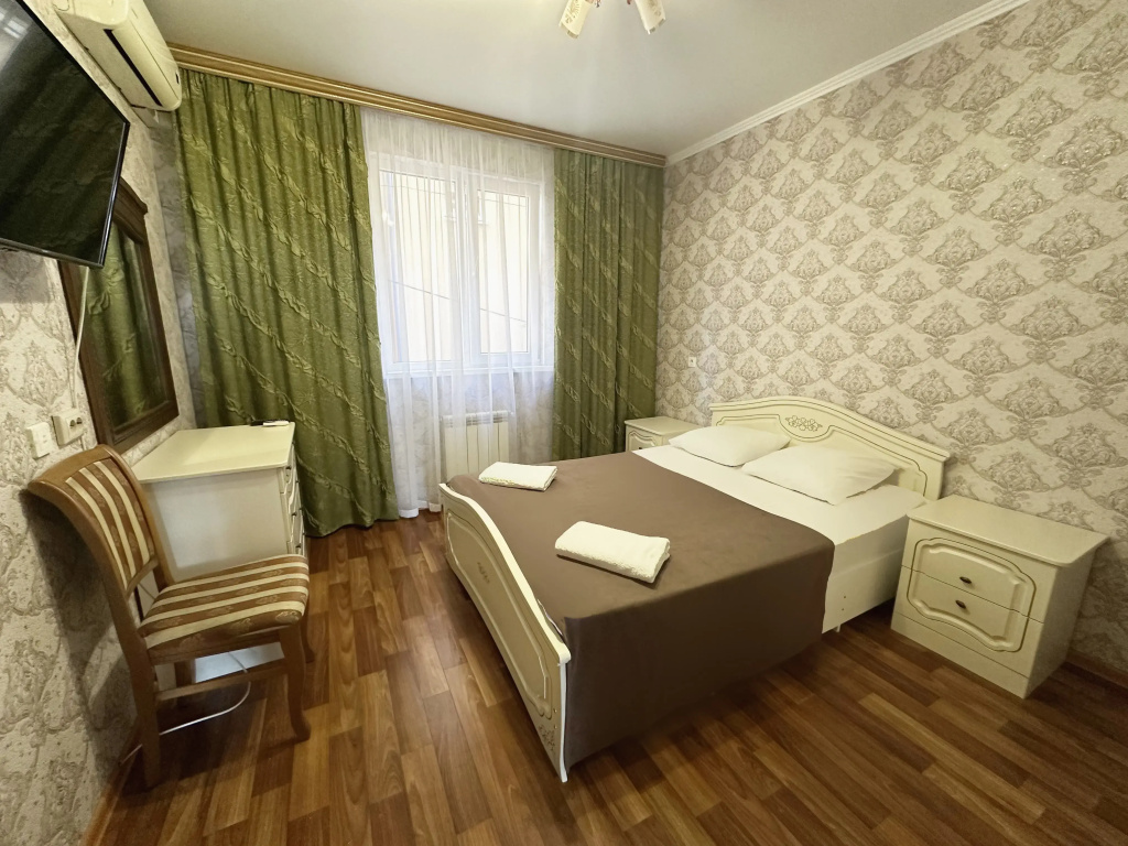 2 Bedrooms Apartment with balcony and with view