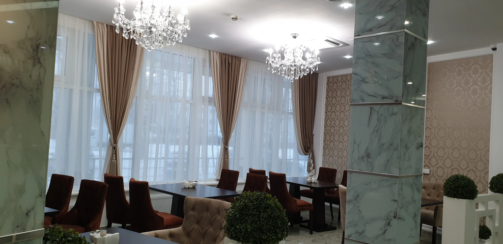 Lobby & Reception