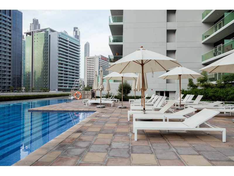 Luxurious 1BR at Keyrock Pool & Gym Access Apartments