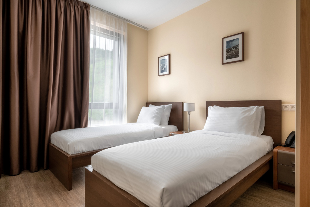 SKAIPARK Apart-Hotel Room Type - Standard Double room with courtyard view twin beds