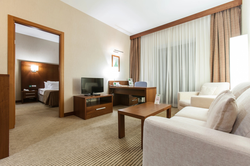 HolidayHall Samara Hotel Room Type - Double Suite full double bed