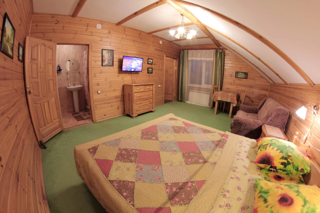 Полулюкс  в Русская изба с баней