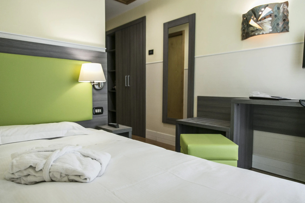Superior Single room (single bed)