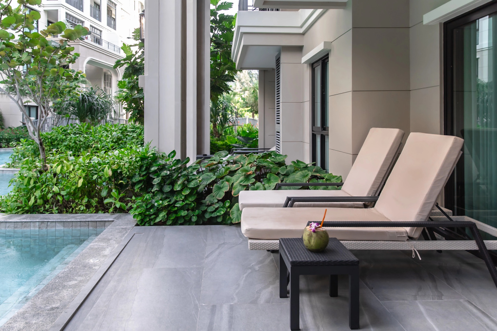 Title Legendary Pool Access 1-Bedroom Suite by TVC (D107) Apartments