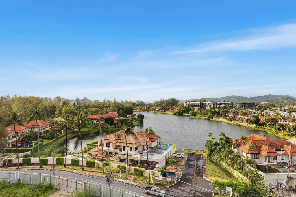 Lakeside Residences 2 Bedrooms 1709 Apartments