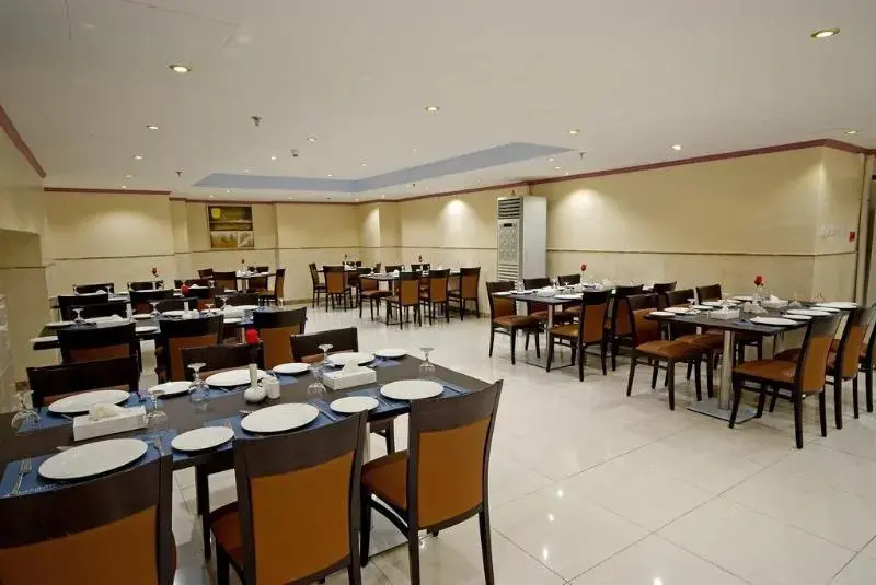 Food & Beverage