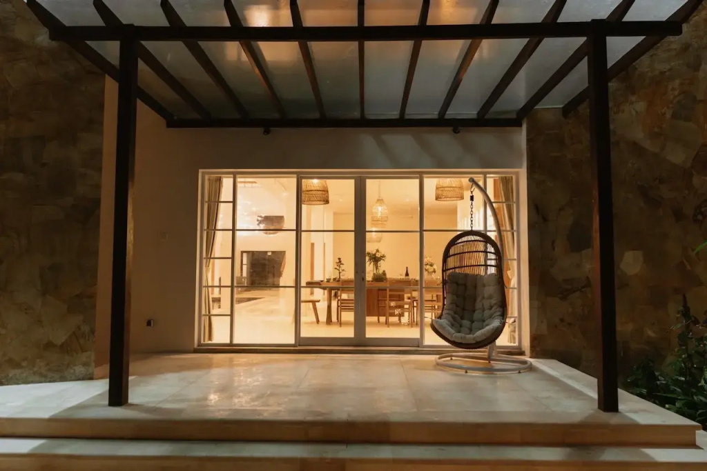 Nalas Villa