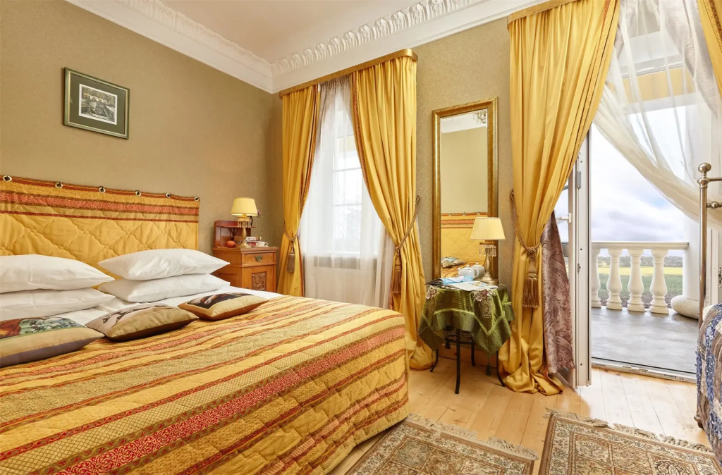 Standard Double room (full double bed)