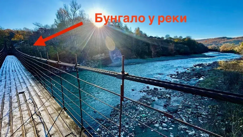 Двухместное бунгало с красивым видом из окна (двуспальная кровать) в Бунгало у реки