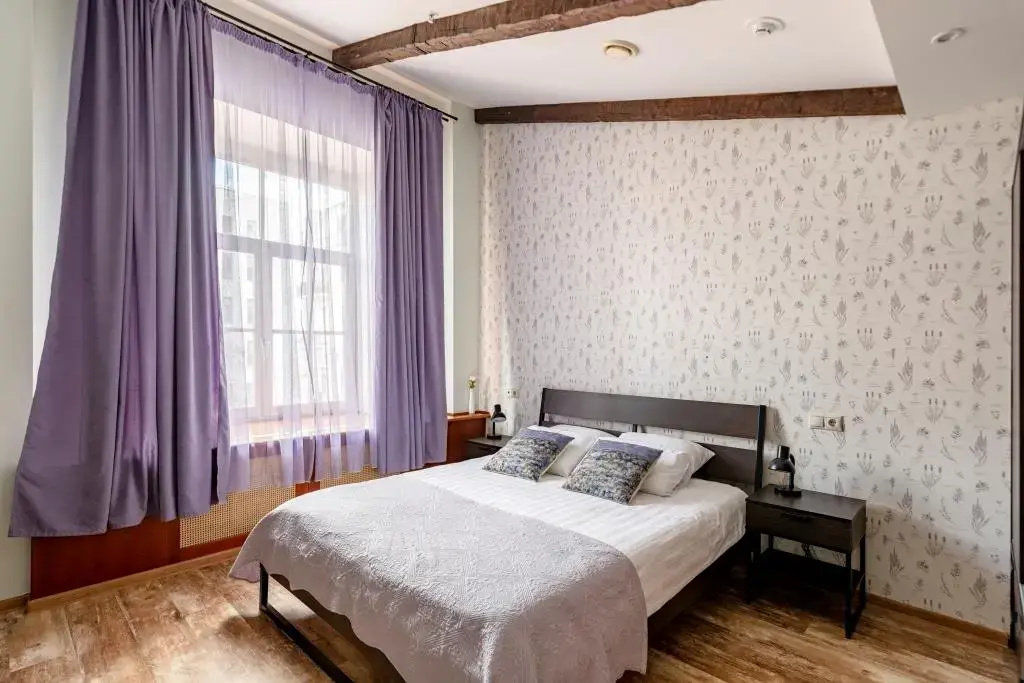 Vintage Double room (full double bed)