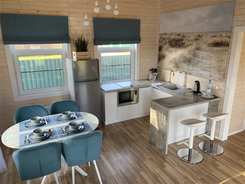 2 Bedrooms Cottage