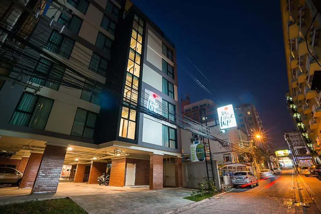Sunshine Hip Hotel — фото