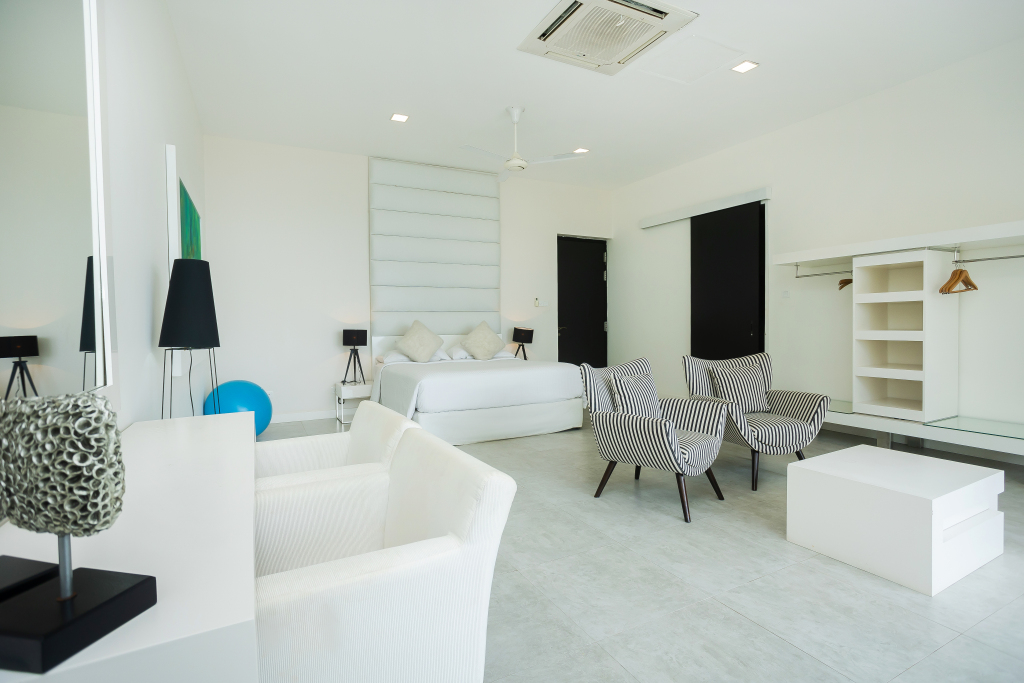 Green Turtle Villa By The Serendipity Collection