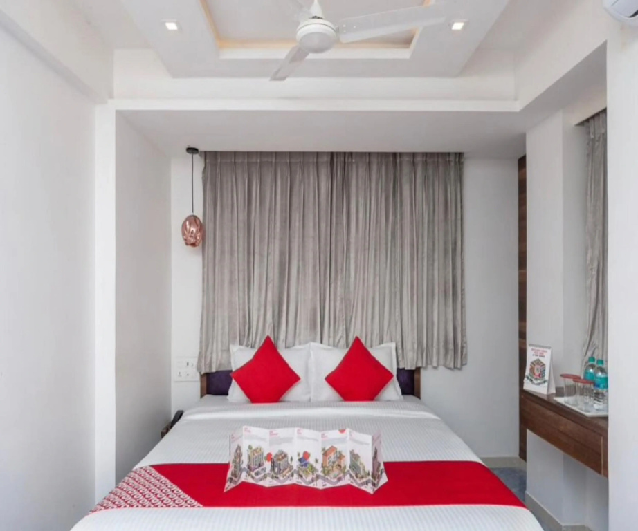 Standard Double room with view (full double bed)