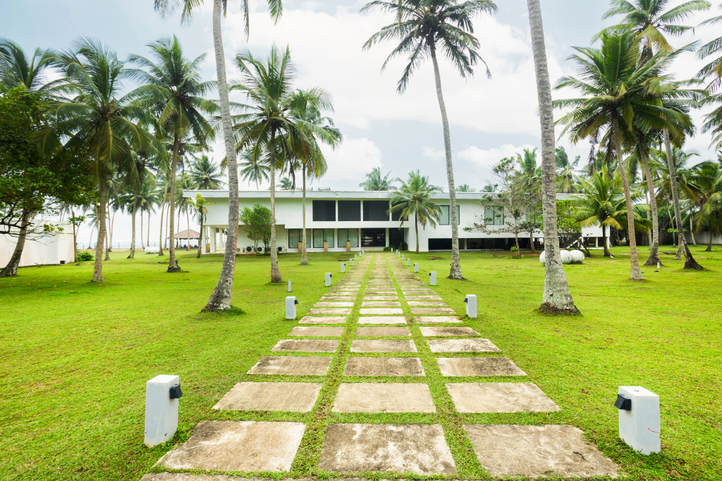 Green Turtle Villa By The Serendipity Collection