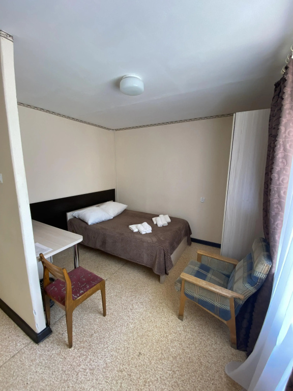 Economy Double room full double bed