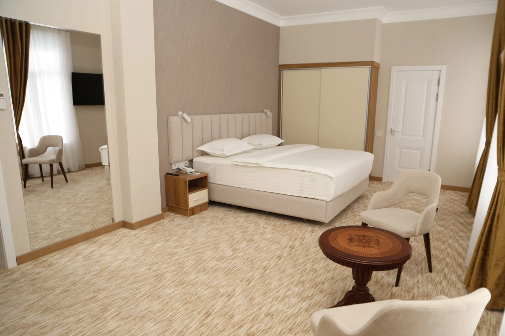Superior Double room (full double bed)