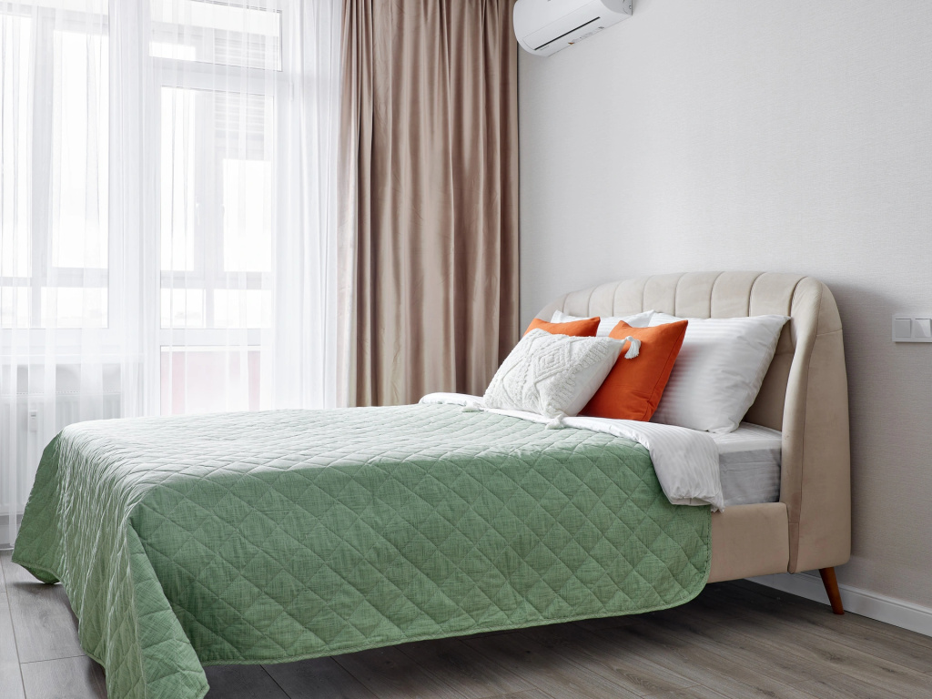 Квартира RoomyRoom На высоте у метро Пионерская — фото
