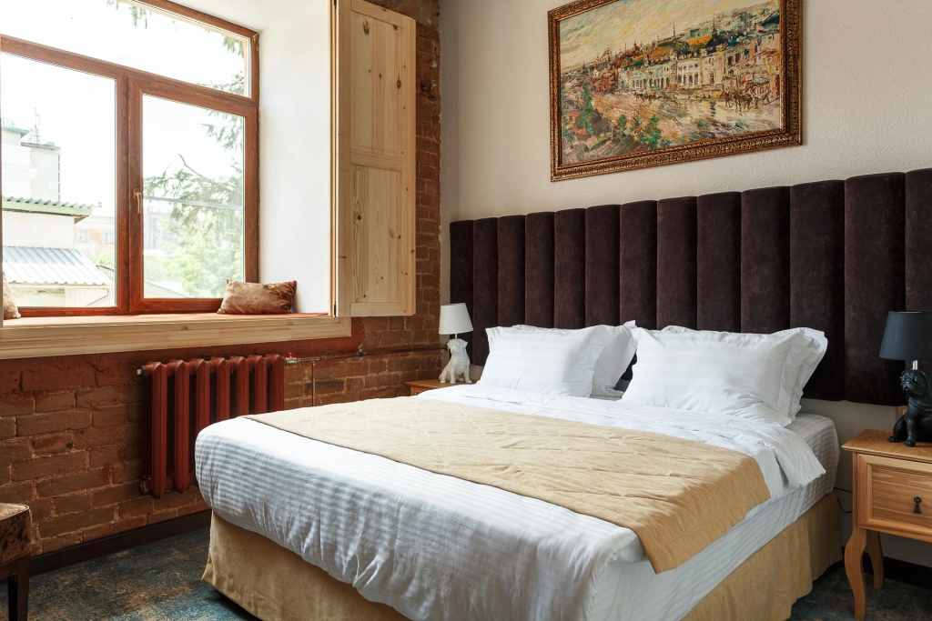 Central Hotel Room Type - Retro Design Double room full double bed