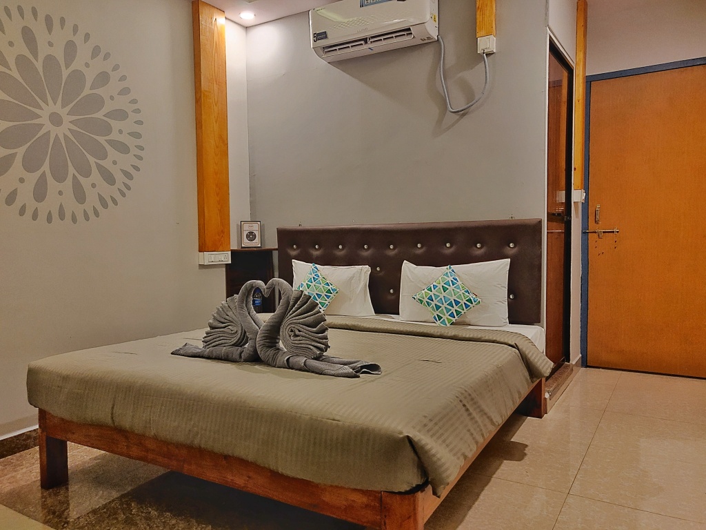 Artisan Resort And Cafe Hotel