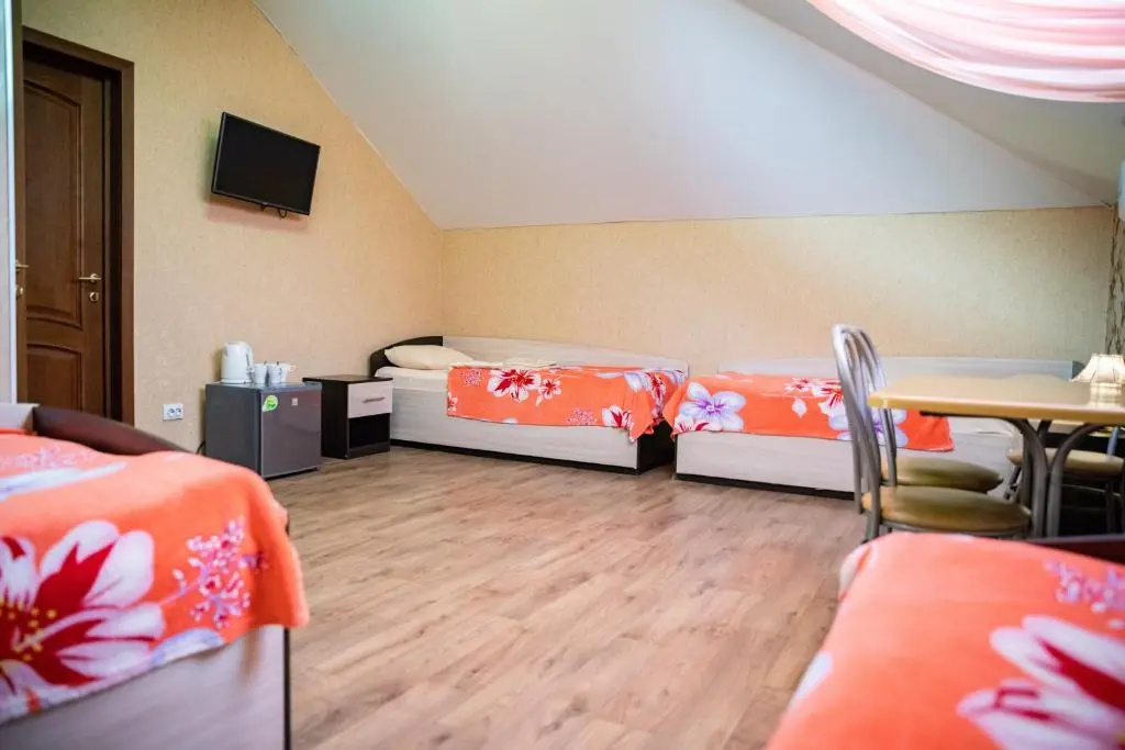 Economy Quadruple Attic room