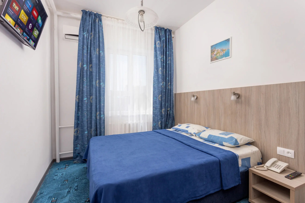 1 Bedroom Standard Double room with courtyard view (twin beds)