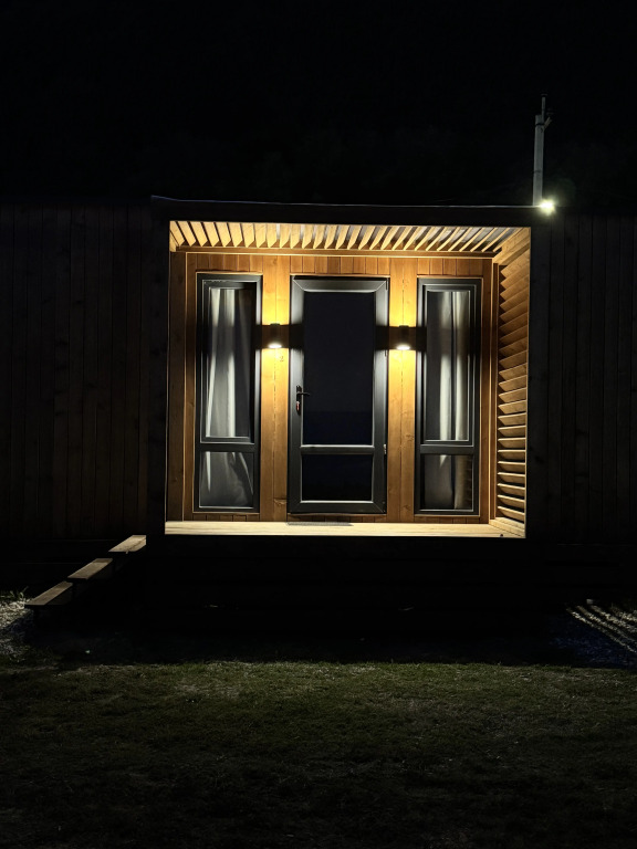 Коттедж с балконом в Ривьера