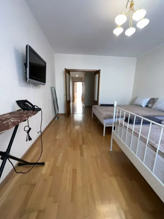 Отель Квартира на улице Сибгата Хакима 31 в Казани