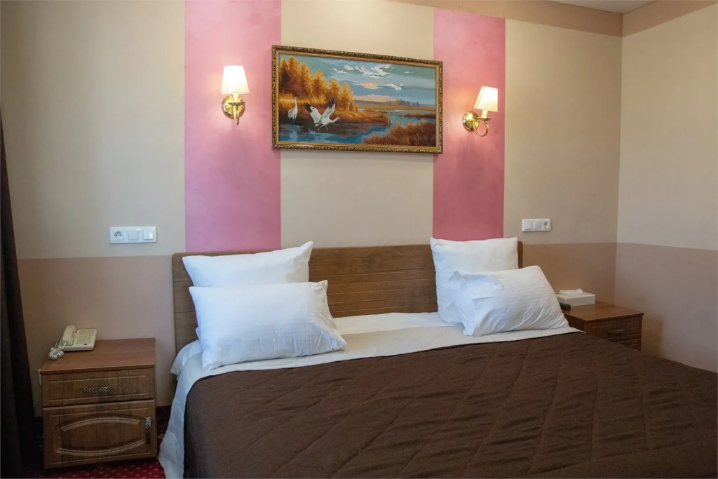 Hunting Double Studio (full double bed)