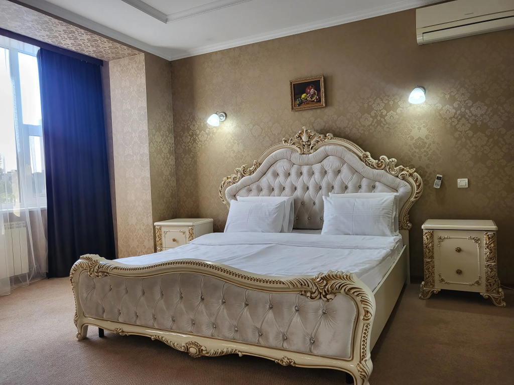Superior Double room (full double bed)
