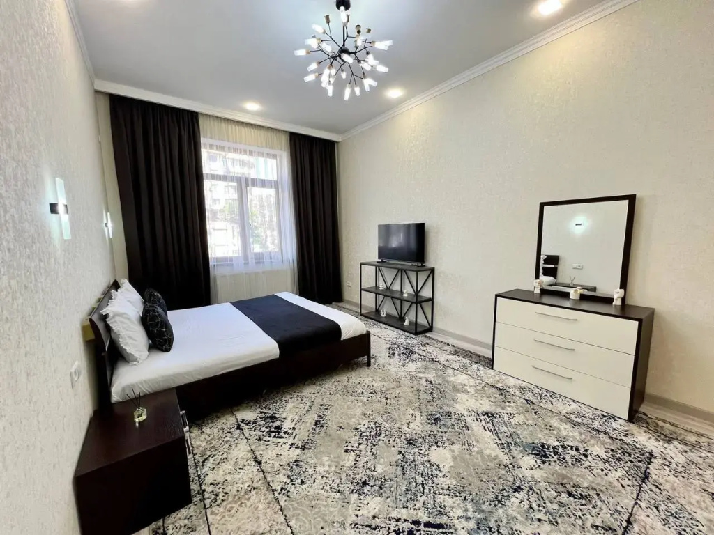 Prostornaya s Novym Remontom Flat