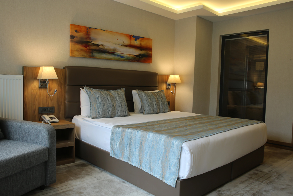 Superior Double room (full double bed)