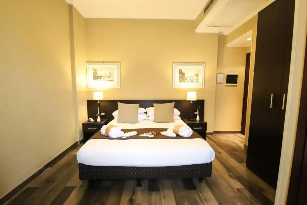 Hotel Latinum - Chambres