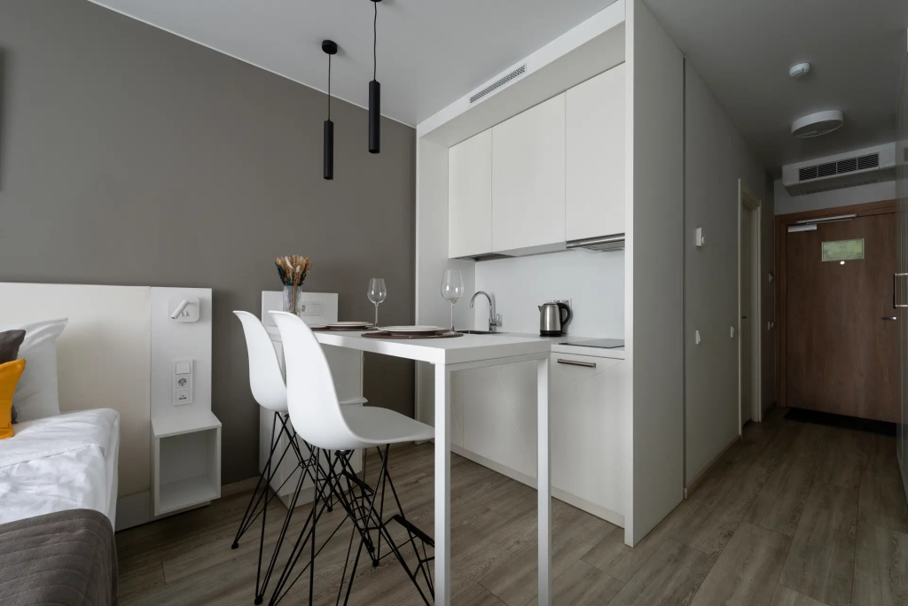 Квартира MyHomeYourHome на Салова 61 — Современный Комплекс VALO — фото