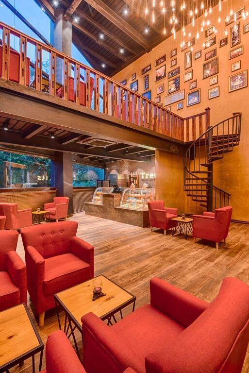 The Golden Crown Hotel
