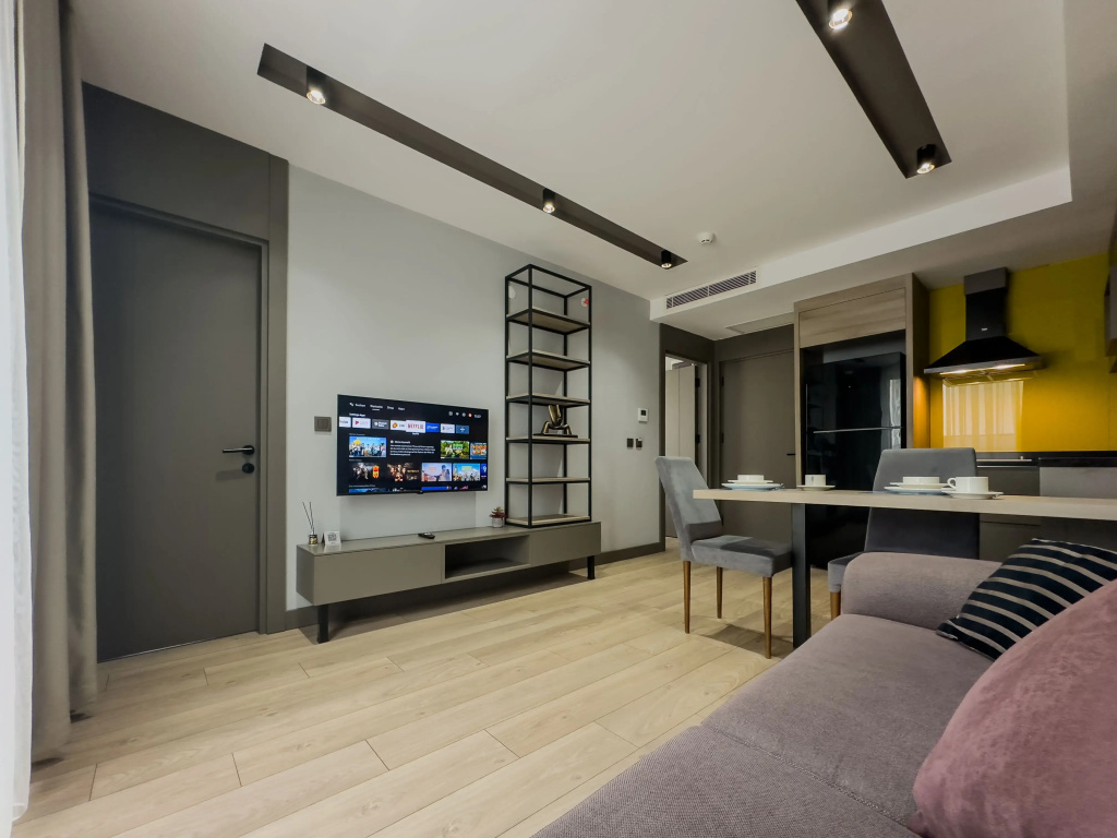 Deluxe Suite with balcony and with city view