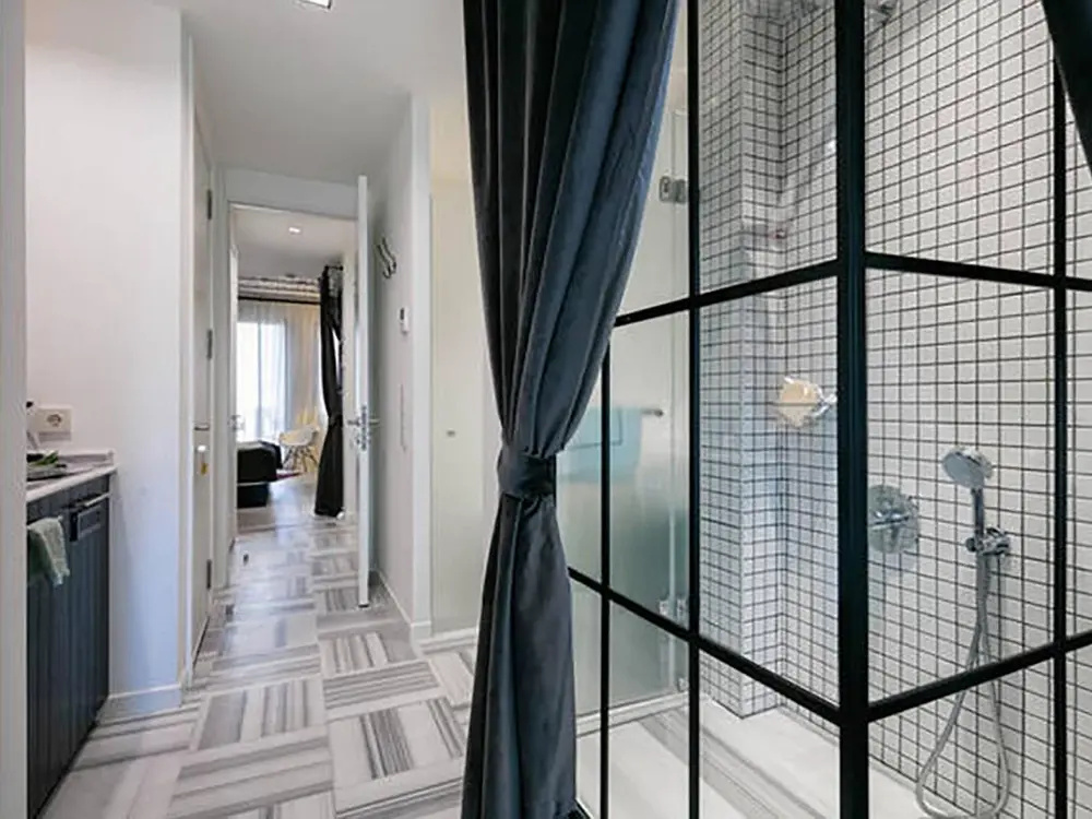 Penthouse Studio with balcony and with Istiklal Street view