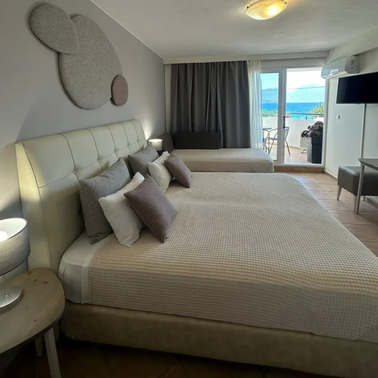 Faedra Beach Resort - Chambres