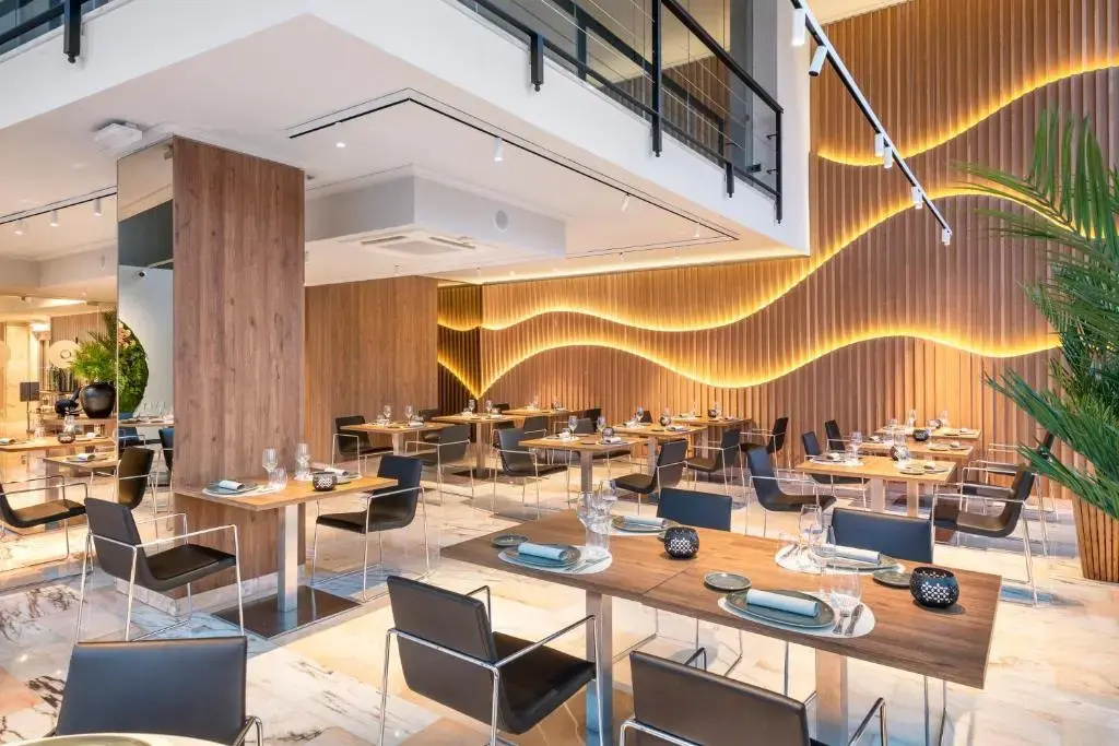 Salles Hotel Ciutat Del Prat - Général