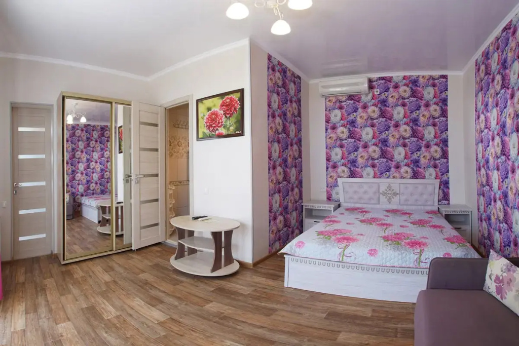 Standard Triple room with balcony