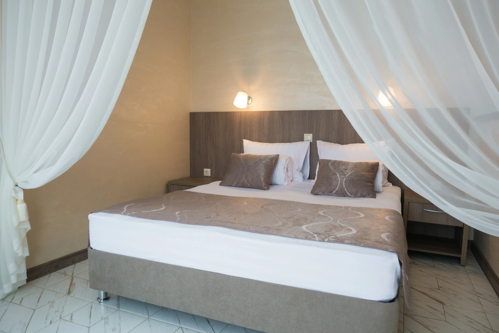 Standard Double Family room with balcony and with sea view (full double bed)