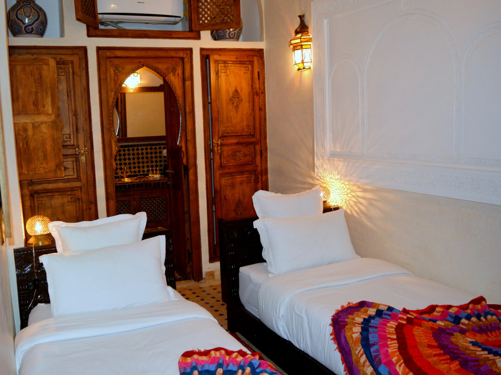 Standard Double room (twin beds)