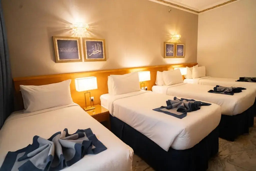 Quadruple room with city view